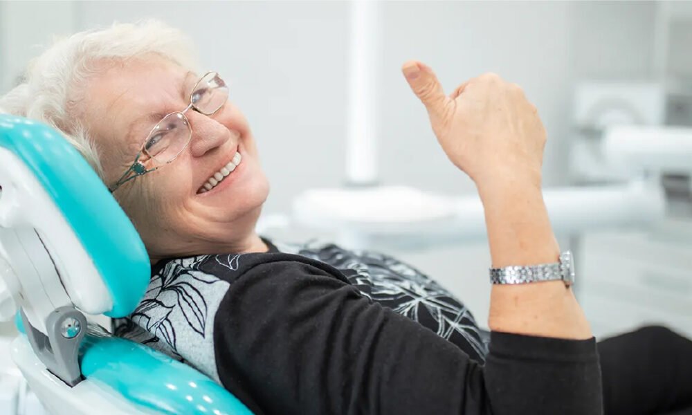Where to Get Dental Implants for Seniors in Pune